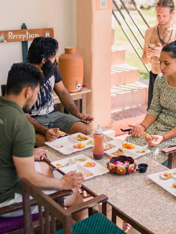 Shiv Shakti Yogpeeth Cottages Rishīkesh Buitenkant foto