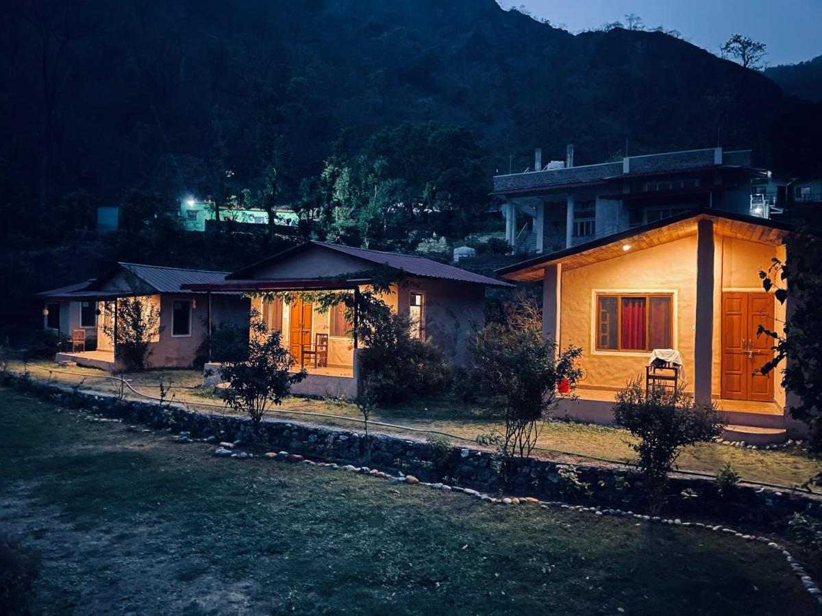 Shiv Shakti Yogpeeth Cottages Rishīkesh Buitenkant foto