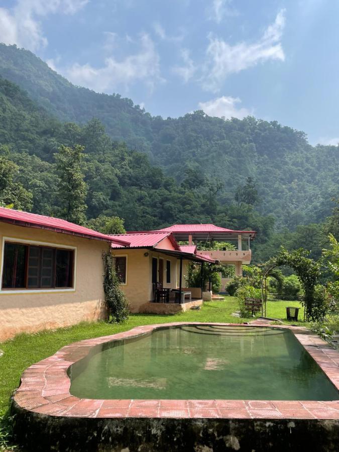 Shiv Shakti Yogpeeth Cottages Rishīkesh Buitenkant foto