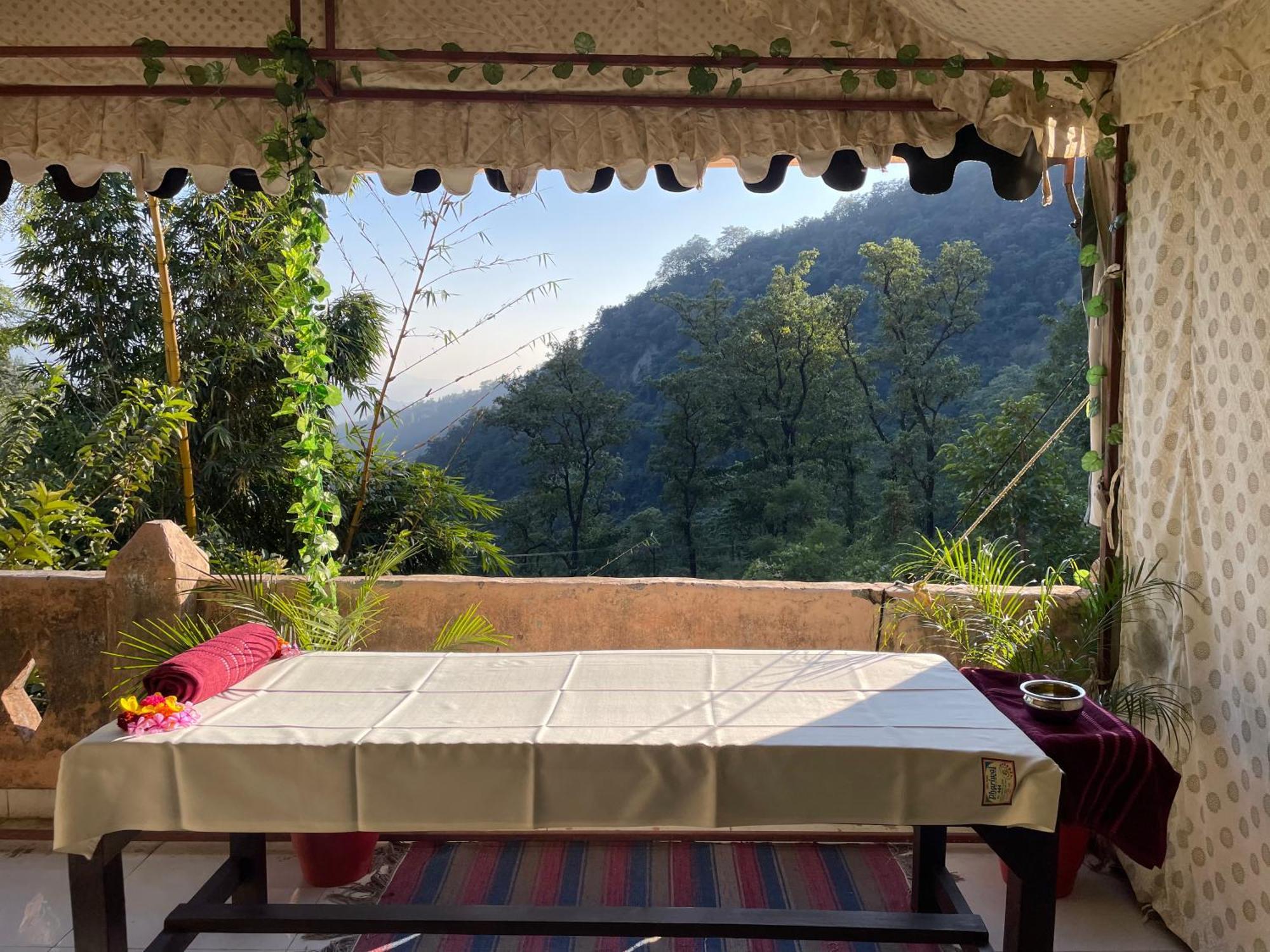 Shiv Shakti Yogpeeth Cottages Rishīkesh Buitenkant foto