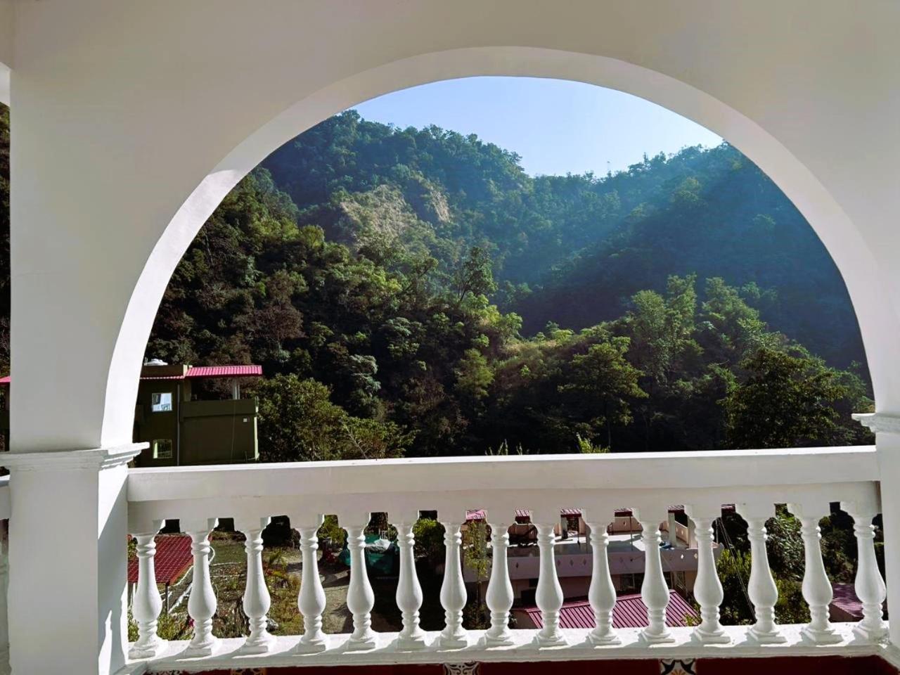 Shiv Shakti Yogpeeth Cottages Rishīkesh Buitenkant foto